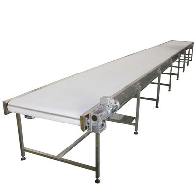 Vertikal sebze meyve eğimli düz PVC beyaz taşıyıcı kemer sistemi Gıda endüstrisi için